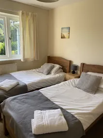 Self Catering Holiday Bungalow in Ilam near Dovedale - Image 4