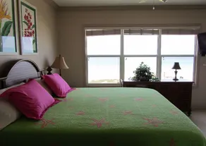 BEACHFRONT 5 star Condo 'Our Waterfront Paradise'  Check Calendar for Avail! - Image 4