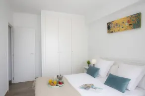 NRA ESFCTU0000460370001617920000000000000CV-VUT0051773-V3Die Wohnung in Cullera verfügt über 2 Schlafzimmer und bietet Platz für 6 Personen.62 m² große Unterkunft.Es verfügt über einen Aufzug, eine Waschmaschine, ein Bügeleisen, einen Trockner, e - Image 5