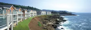 Oceanfront top-level 2 bedroom condo sleeps 6 - Image 5