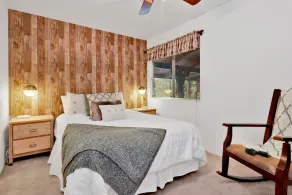 Casa Bosque Log Cabin Retreat w/ Hot Tub - Image 5