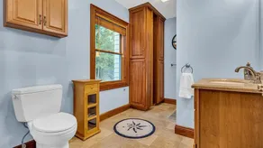 SLEEPS 14 WITH  A SANDY BEACH AND A DOCK - Image 4