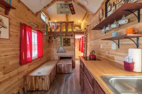Tiny House Oakley - downtown tiny house park - Image 2