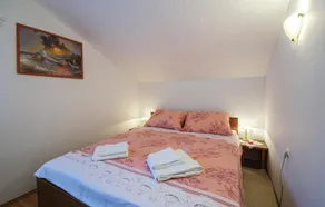 2 Bedroom Amazing Apartment In Pavicini - Image 4