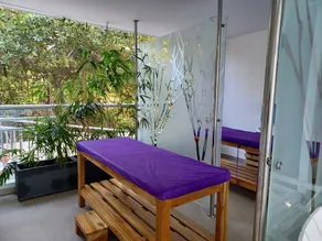 Luxurious apartment with direct access to the sea - Image 3