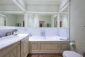Villa Benzi - Eight Bedroom Villa, Sleeps 16 - Image 5