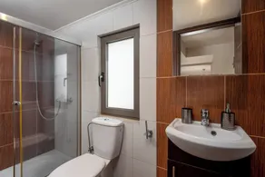 Blue Wave Villa - Image 2