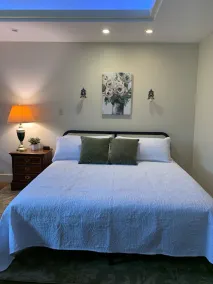 Quaint guest house is within walking distance to downtown. - Image 3