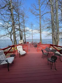 Relaxing, Lakefront & Roomy Great for fishing, duck hunting, & family gatherings - Image 3