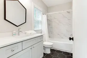 Beautiful Modern New Home Near Brookhaven Midtown - Image 5