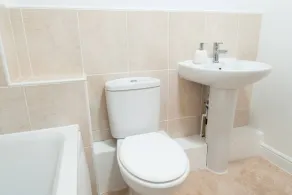 *NEW* Central Derby Apt, with Parking - The Vulcan - Sleeps 6 - Image 3