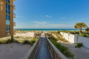 Beautiful Family Friendly 3BR Condo Steps from the Beach - Image 5