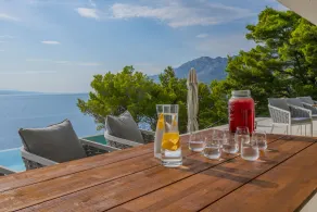 Grande Villa Bleue avec Piscine Chauffée - Image 2