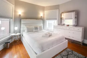 Lovely  2 Bdrm Apartment on Bidwell Pkwy off Elmwood - 2nd Floor - Image 5