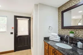 The Wine Away-Luxury Retreat for 20 w/jacuzzi - Image 4