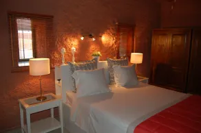 Award-winning, Spacious, Private Pool & Gardens, nr Beaches, 5*'s, real Greece - Image 4