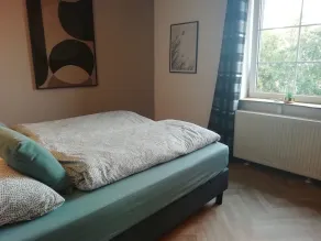 Apartment with lake view - Image 3