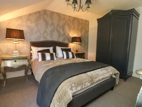 54 BRIDGE STREET, character holiday cottage, with open fire in Brigg - Image 5