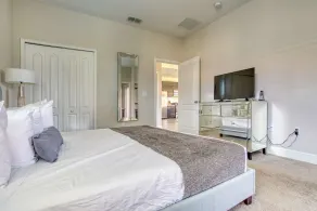 172 Balmoral - Image 5