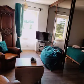 Loft apartment in an 18th-century farmhouse - Image 3
