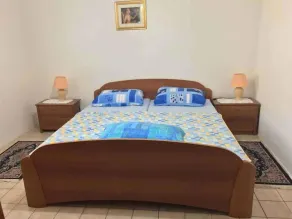 Holiday apartment with air conditioning - Image 4