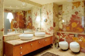 Exceptional Penthouse in the Castle District - A Haven of Privacy & Comfort - Image 3