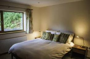 Woodland Cottage - Image 3
