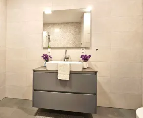 Stylish 3 BR with 2 terraces and parking - Image 4