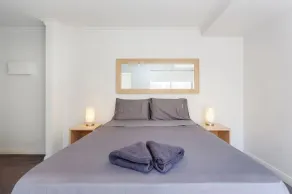 Stirling Apartment 1- Modern Central Apartment - Image 4