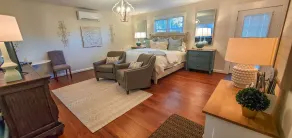 Cozy Studio Cottage - Walk to Downtown West Jefferson, Fire Pit & Fast WiFi - Image 3
