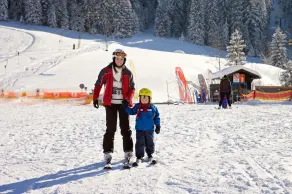 Family gite in the Jura Mountains for 17 to 27 people - Image 4