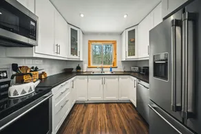 Private Muskoka Forest Retreat | Hot Tub | Rosseau - Image 4