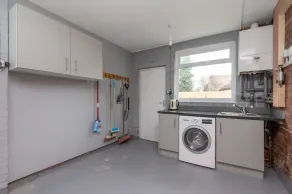 51 Main Avenue Luxurious Modern York House with Garden & Parking Pass the Keys - Image 3