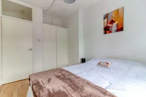 Stylish Scandi 1 Bed Flat in Camberwell (3 mins to transport)  - Image 5