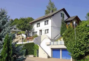 Apartamento de férias em Panorama com piscina - Apartamento de 75 metros quadrados, 2 quartos, sala de estar / jantar, piscina - Image 4