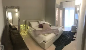 Bridesmaids' Suite - Image 5