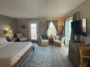 Coupeville Coveland Suite #1 - Image 5
