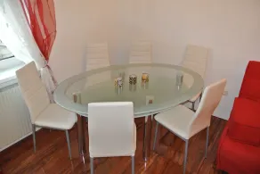 Totally new apartment, central location, competitive price, WiFi, elevator - Image 5
