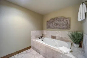 Mont Cervin #22 by Avantstay Luxury Ski in Ski out Home in Park City! - Image 4