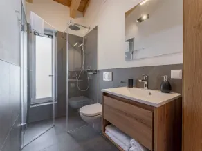 Nice ski in-ski out lodge with sauna and hottub - Image 3