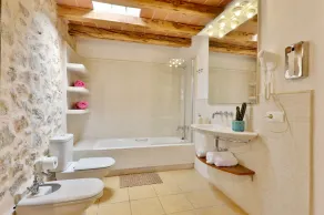 Villa con giardino, piscina privata e griglia | Vista sulla montagna - Image 4