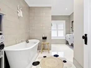 Quiet Southern Highland Cottage - Image 3