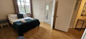Brondesbury Apartment - Image 5