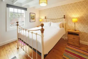 Host & Stay - Hampdon Cottage - Image 5