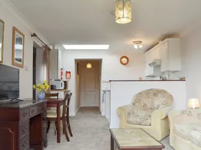 1 bedroom accommodation in Apse Heath, near Shanklin - Image 5