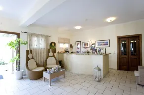 Ostria Hotel  - Image 2