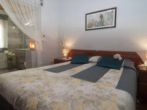 Pleasant house with private pool 750m from the sea - Image 5
