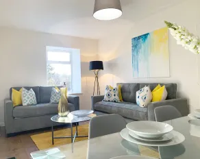 Perfect Accommodation for professionals! Great Connections - Image 3