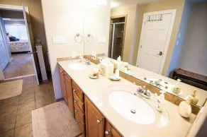 Nouveau 4BR Beach Block Home-Location, emplacement, emplacement! - Image 3
