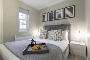 Elliot Oliver - 2 Bedroom Garden Apartment With Parking - Image 5